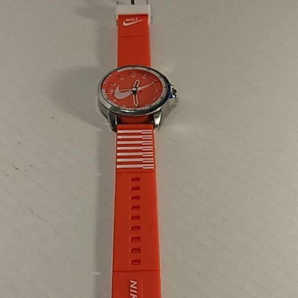 Nike Watch - Picture 4 of 4